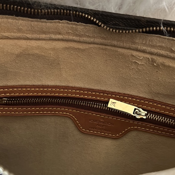 EUC LV Looping Bag with LV Dust Bag - Picture 12 of 14